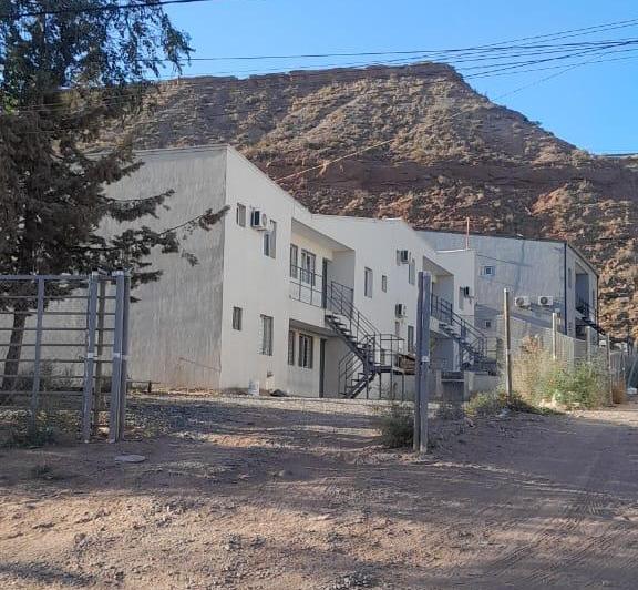 Edificio · 400m² · 2 Dormitorios · 1 Cochera