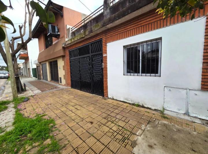 Casa · 60m² · 3 Ambientes · 1 Cochera
