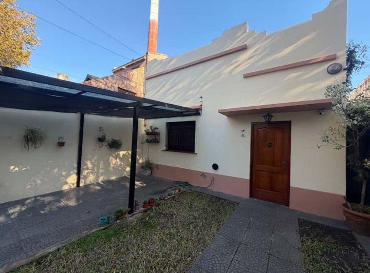 Casa · 140m² · 3 Ambientes · 1 Cochera