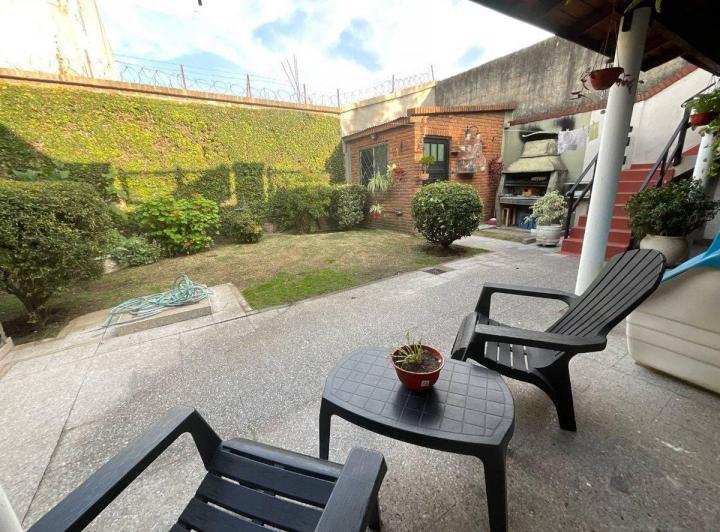 Casa · 122m² · 4 Ambientes · 1 Cochera