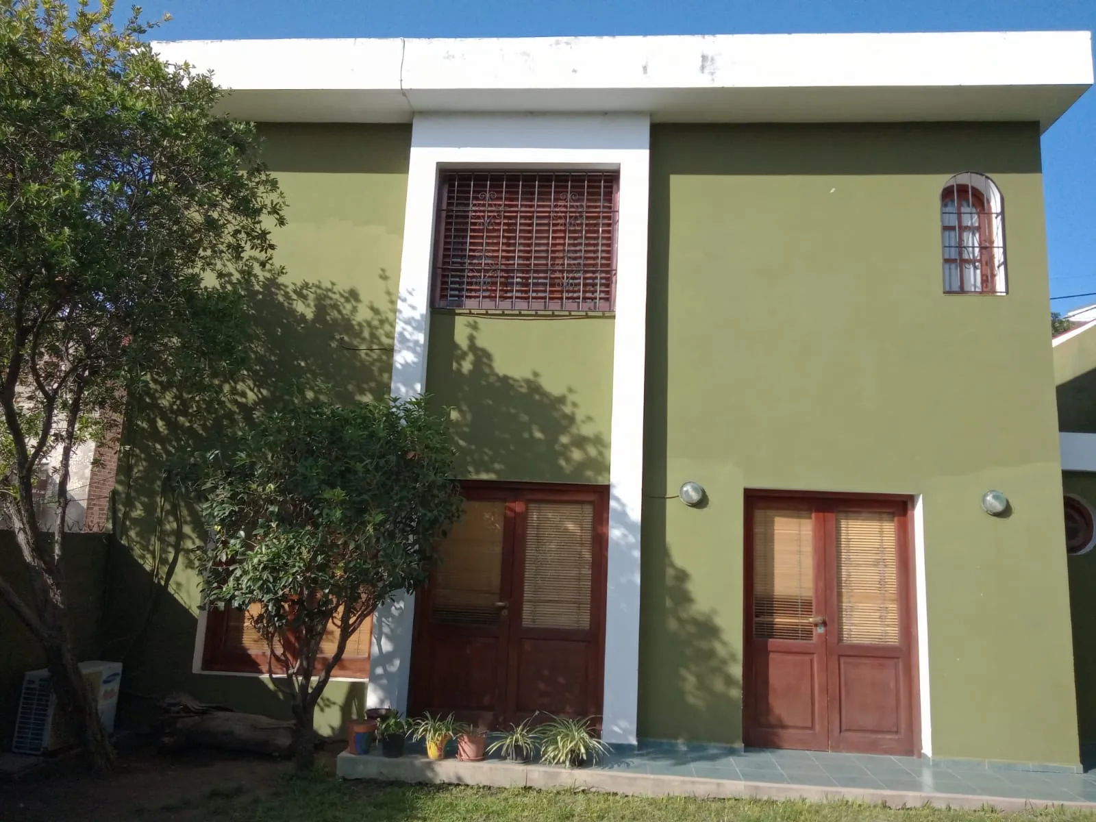 Casa en venta | 3 dormitorios | Quincho | Cochera