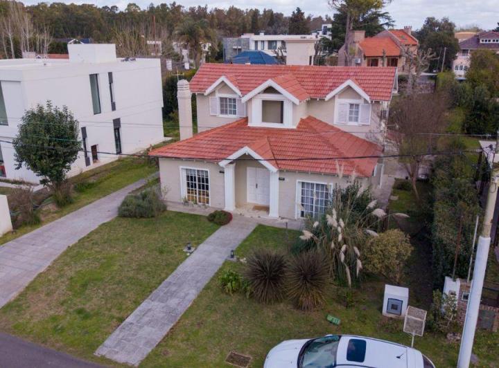 Casa · 167m² · 5 Ambientes
