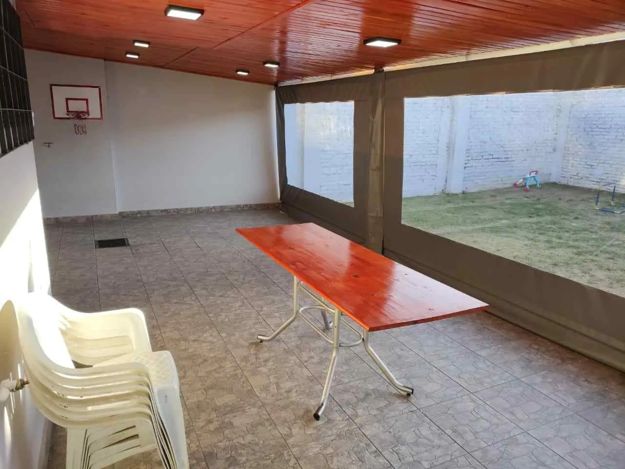 ZONA SUR!!! LA MEJOR CASA DEL BARRIO!!! 2DORM.