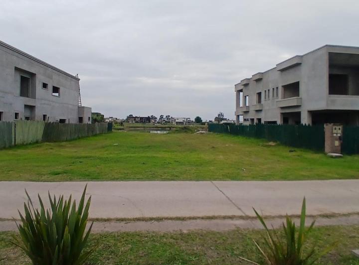 Terreno · 675m²