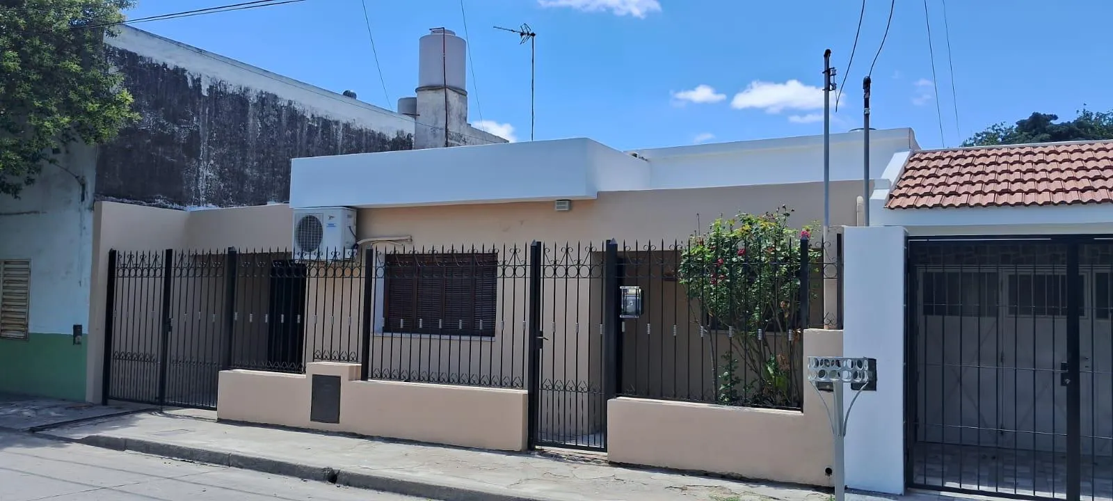 CASA EN ALQUILER EN BARRIO ACOSTA