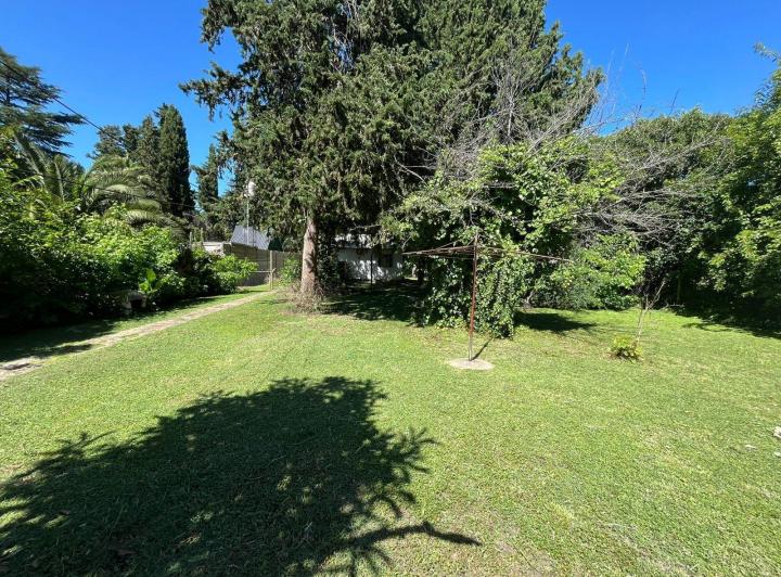 Terreno · 1240m²