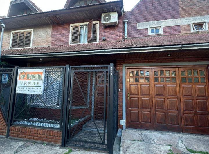 PH · 220m² · 4 Ambientes · 1 Cochera