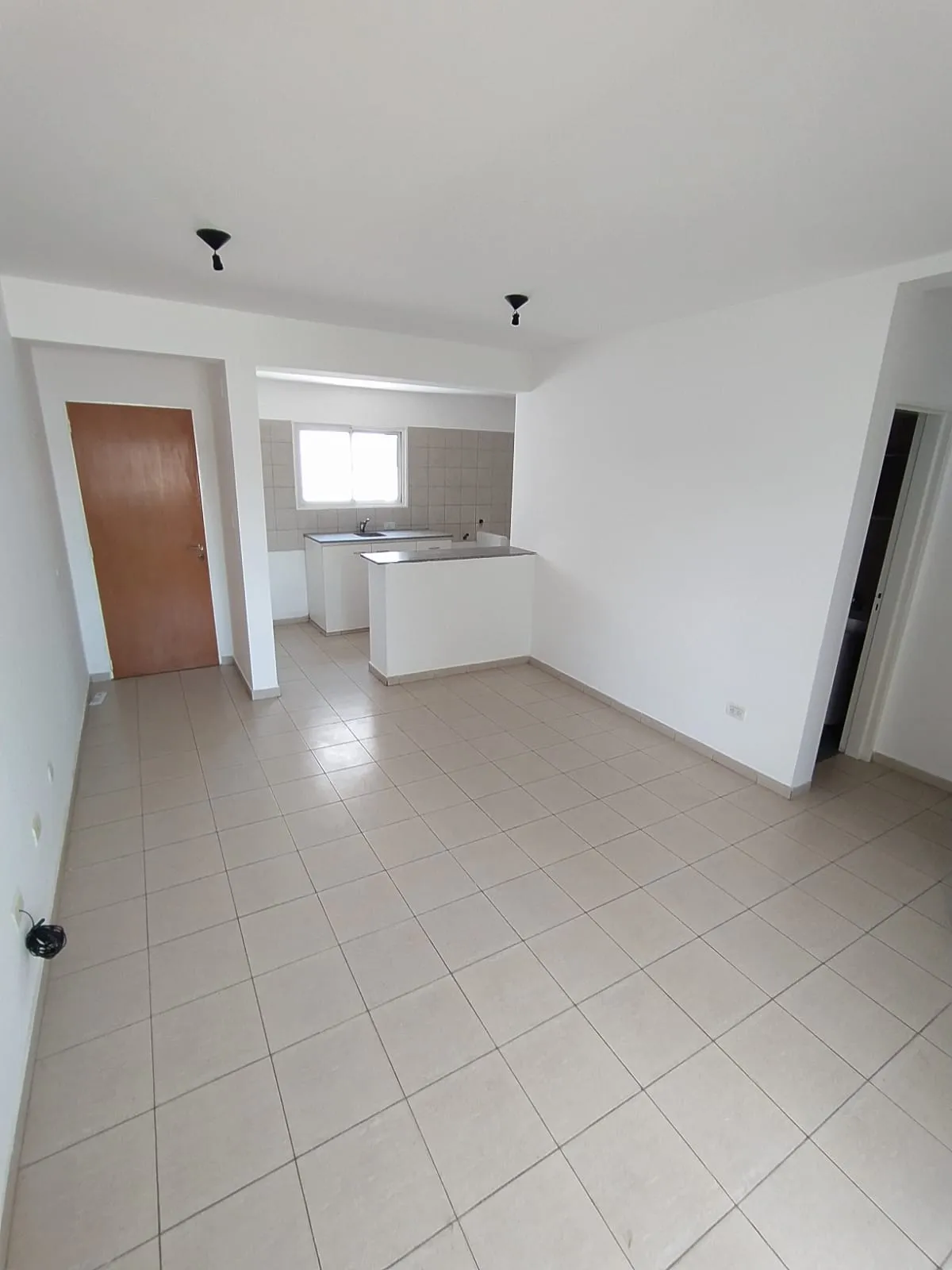 OPORTUNIDAD!! UN DORMITORIO c BALCON - ALTA CORDOBA