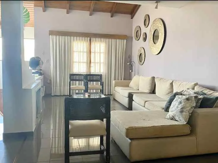 CASA EN VENTA ALTOS DE VILLA CABRERA 3 DORM LAS MEJORES VISTAS