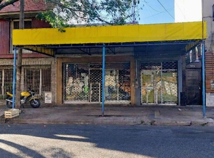 Local comercial · 140m² · 3 Ambientes