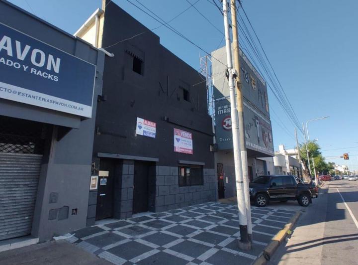 Local comercial · 500m²
