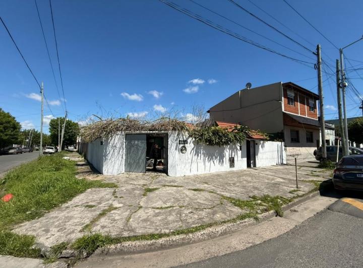 Casa · 162m² · 3 Ambientes · 1 Cochera
