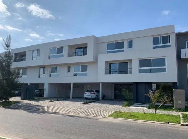 Departamento · 50m² · 2 Ambientes · 1 Cochera
