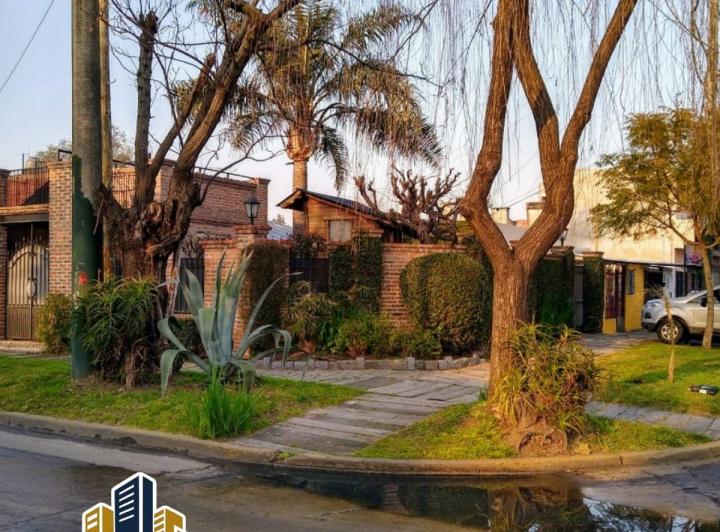 Casa · 65m² · 3 Ambientes · 1 Cochera