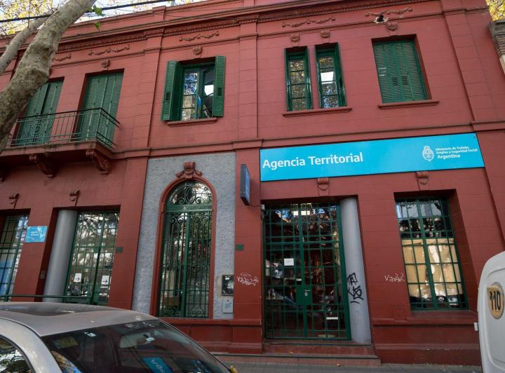 Edificio · 369m²