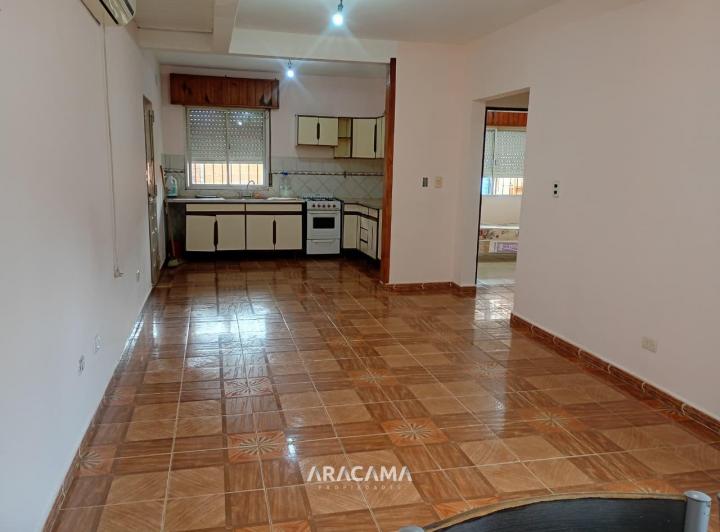 Casa · 70m² · 3 Ambientes · 1 Cochera