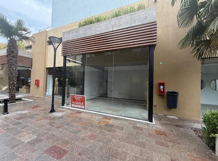 Local comercial · 55m² · 2 Ambientes