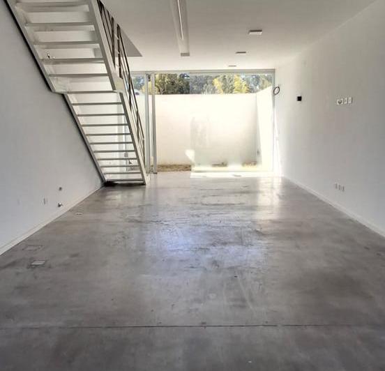 Local comercial · 110m² · 1 Ambiente