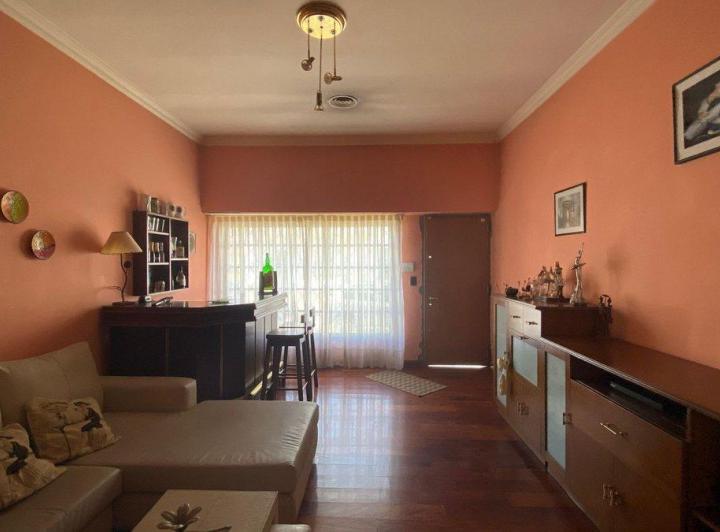 Casa · 140m² · 4 Ambientes · 1 Cochera