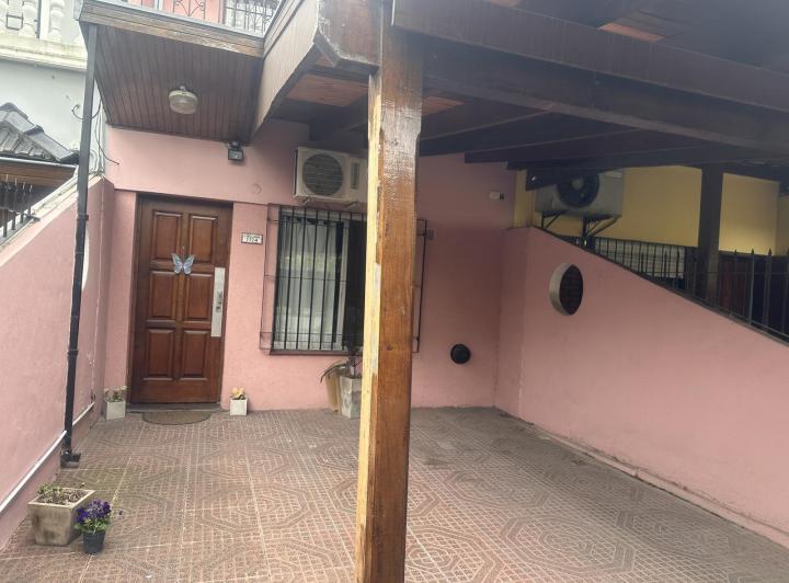 Casa · 95m² · 4 Ambientes · 1 Cochera