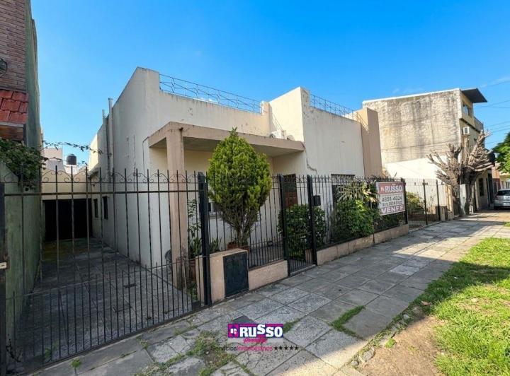 Casa · 120m² · 3 Ambientes · 3 Cocheras