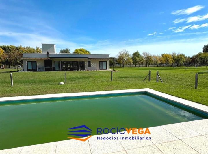 Casa · 115m² · 6 Ambientes · 5 Cocheras