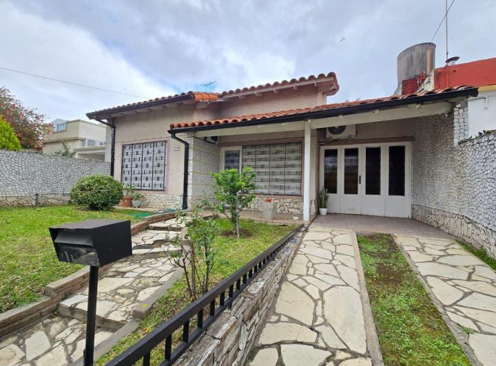 Casa · 154m² · 3 Ambientes · 1 Cochera
