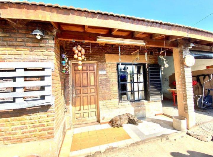 Casa · 120m² · 4 Ambientes · 2 Cocheras