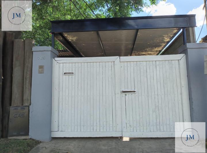 Casa · 113m² · 5 Ambientes · 2 Cocheras