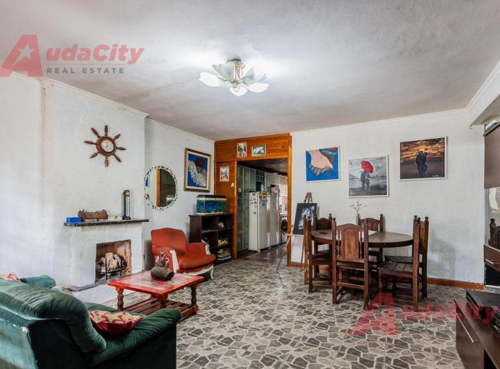 Casa · 105m² · 3 Ambientes · 1 Cochera