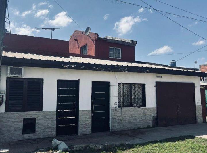 Casa · 155m² · 5 Ambientes · 1 Cochera