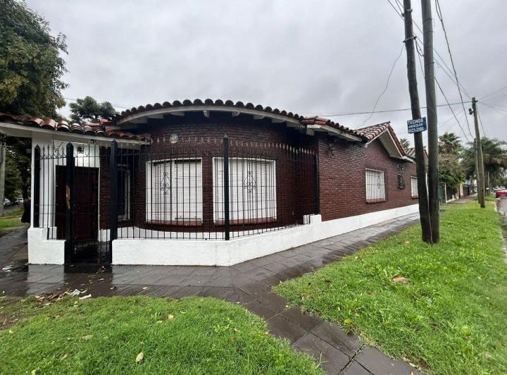 Casa · 160m² · 4 Ambientes