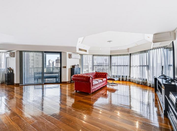 Departamento · 227m² · 6 Ambientes · 2 Cocheras
