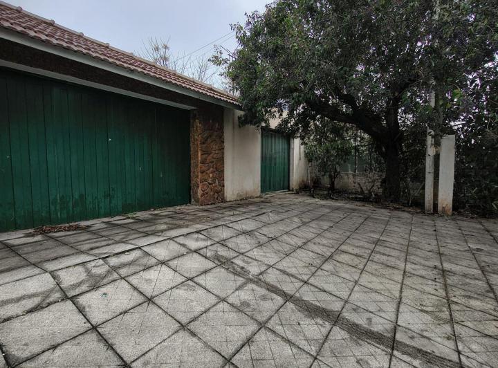Terreno · 234m²