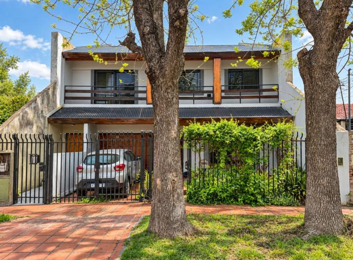 PH · 163m² · 4 Ambientes · 1 Cochera