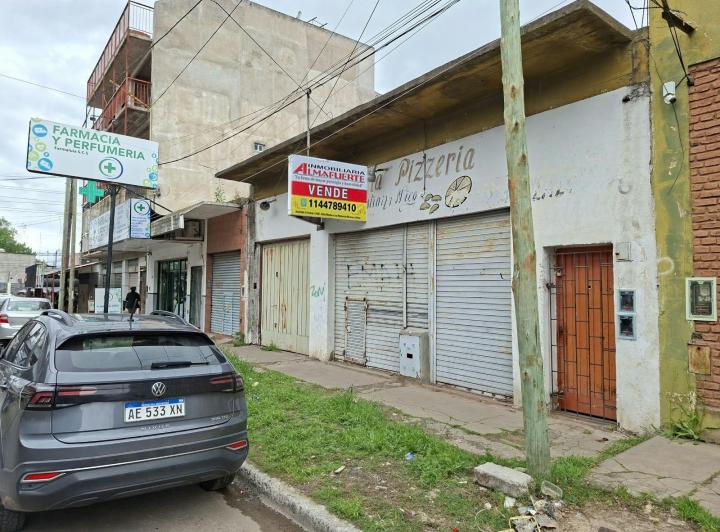 Local comercial · 200m²