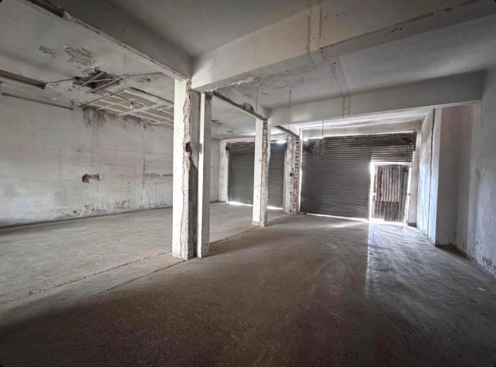 Local comercial · 221m² · 5 Ambientes