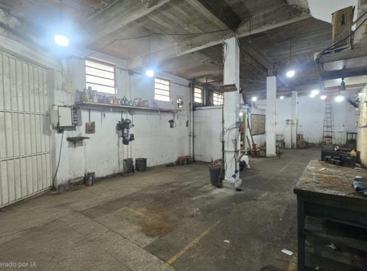 Bodega-Galpón · 307m²