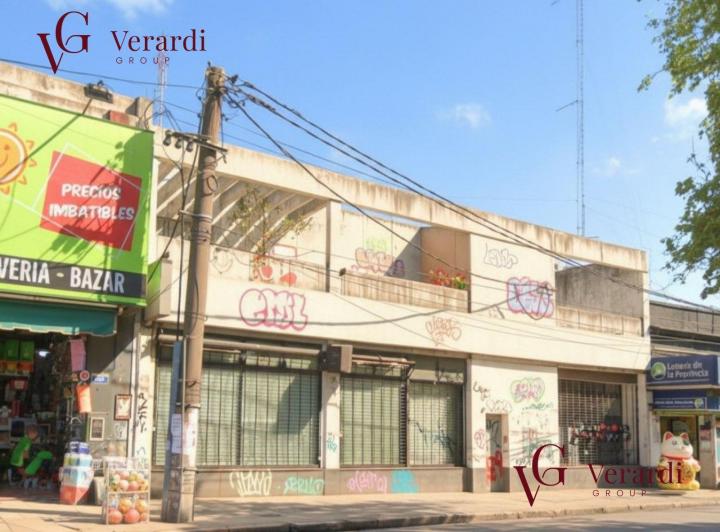 Local comercial · 595m²