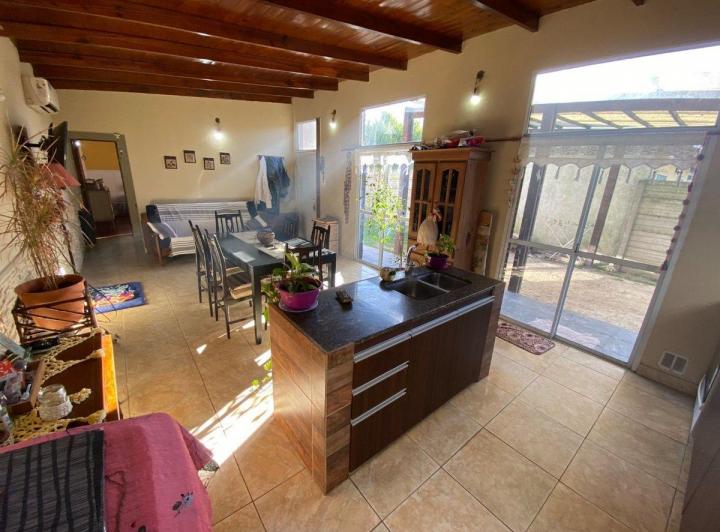 Casa · 58m² · 2 Ambientes · 1 Cochera