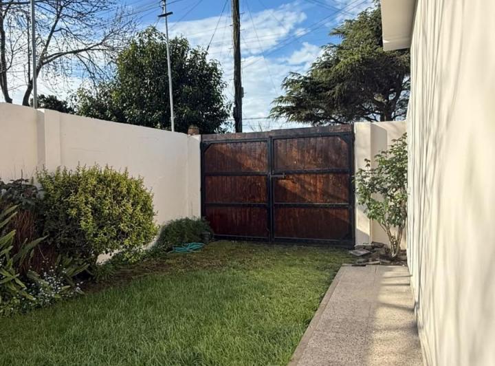 Casa · 57m² · 3 Ambientes · 3 Cocheras
