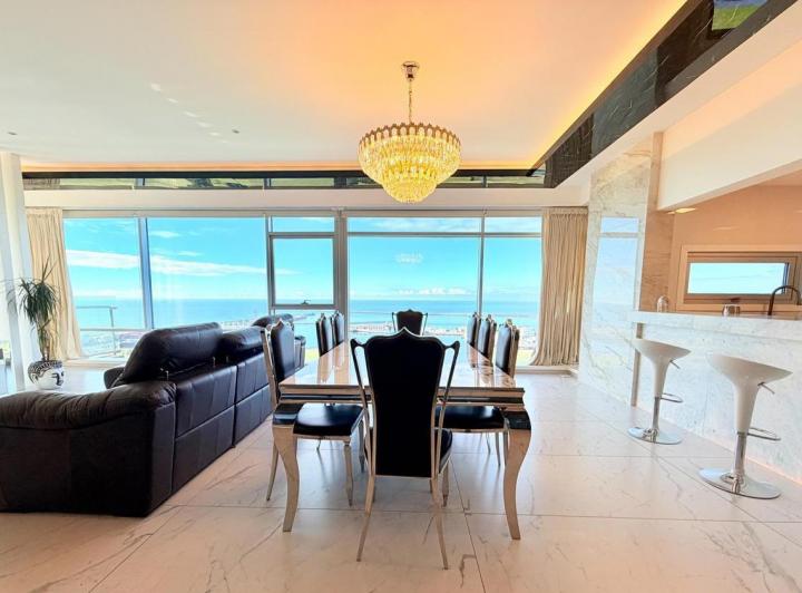 Departamento · 226m² · 5 Ambientes · 2 Cocheras