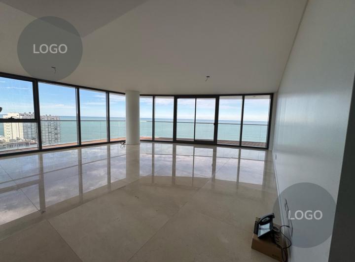 Departamento · 247m² · 4 Ambientes · 2 Cocheras
