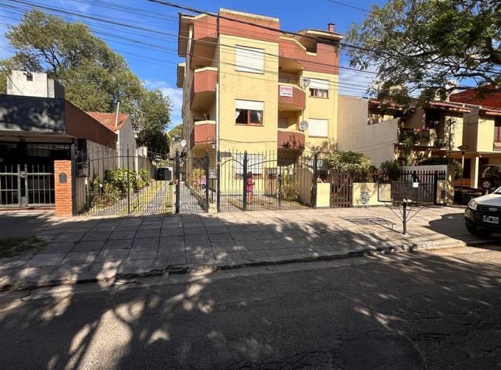 Departamento · 2 Ambientes · 1 Cochera