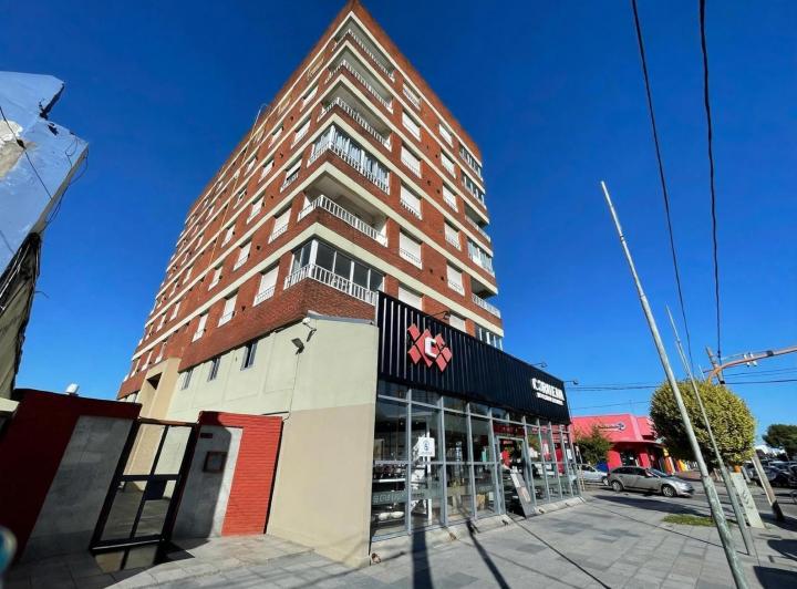 Departamento · 70m² · 4 Ambientes · 1 Cochera