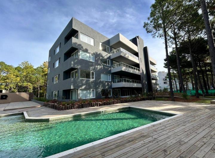 Departamento · 80m² · 3 Ambientes · 1 Cochera