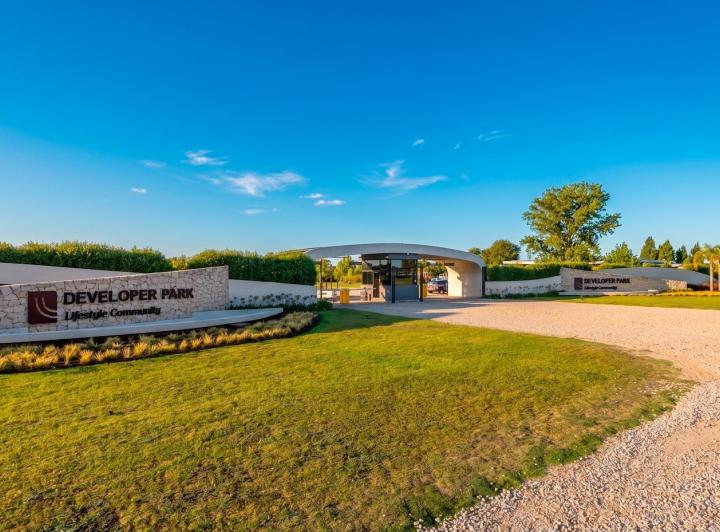 Terreno · 610m²
