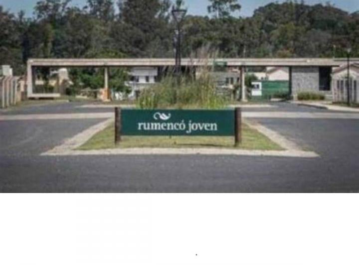 Terreno · 722m²