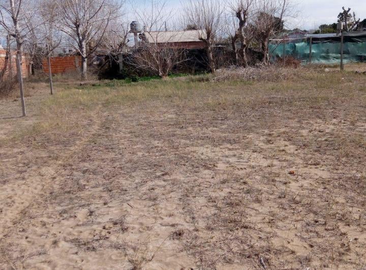 Terreno · 600m²
