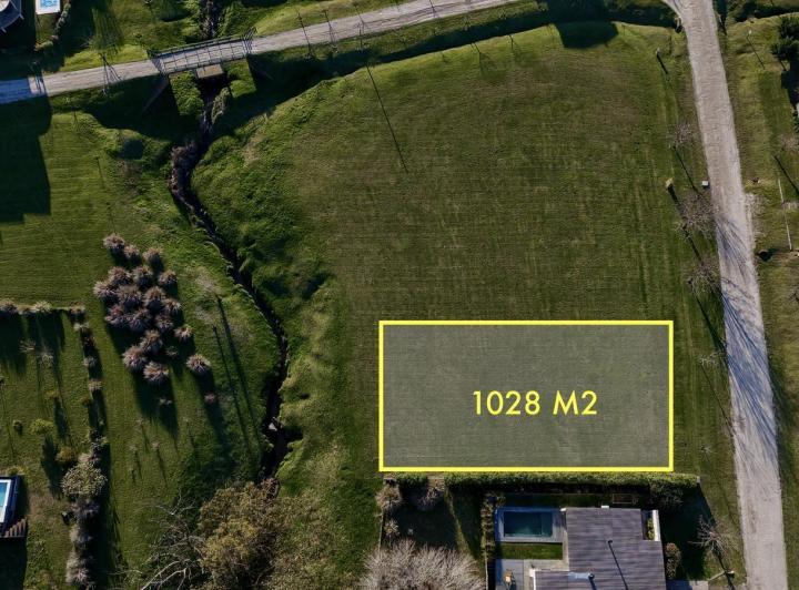 Terreno · 1028m²